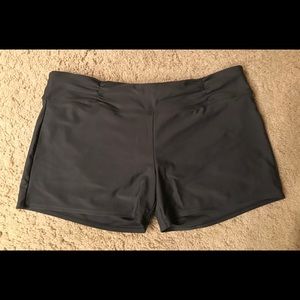 NWOT Athleta shirred band swim short